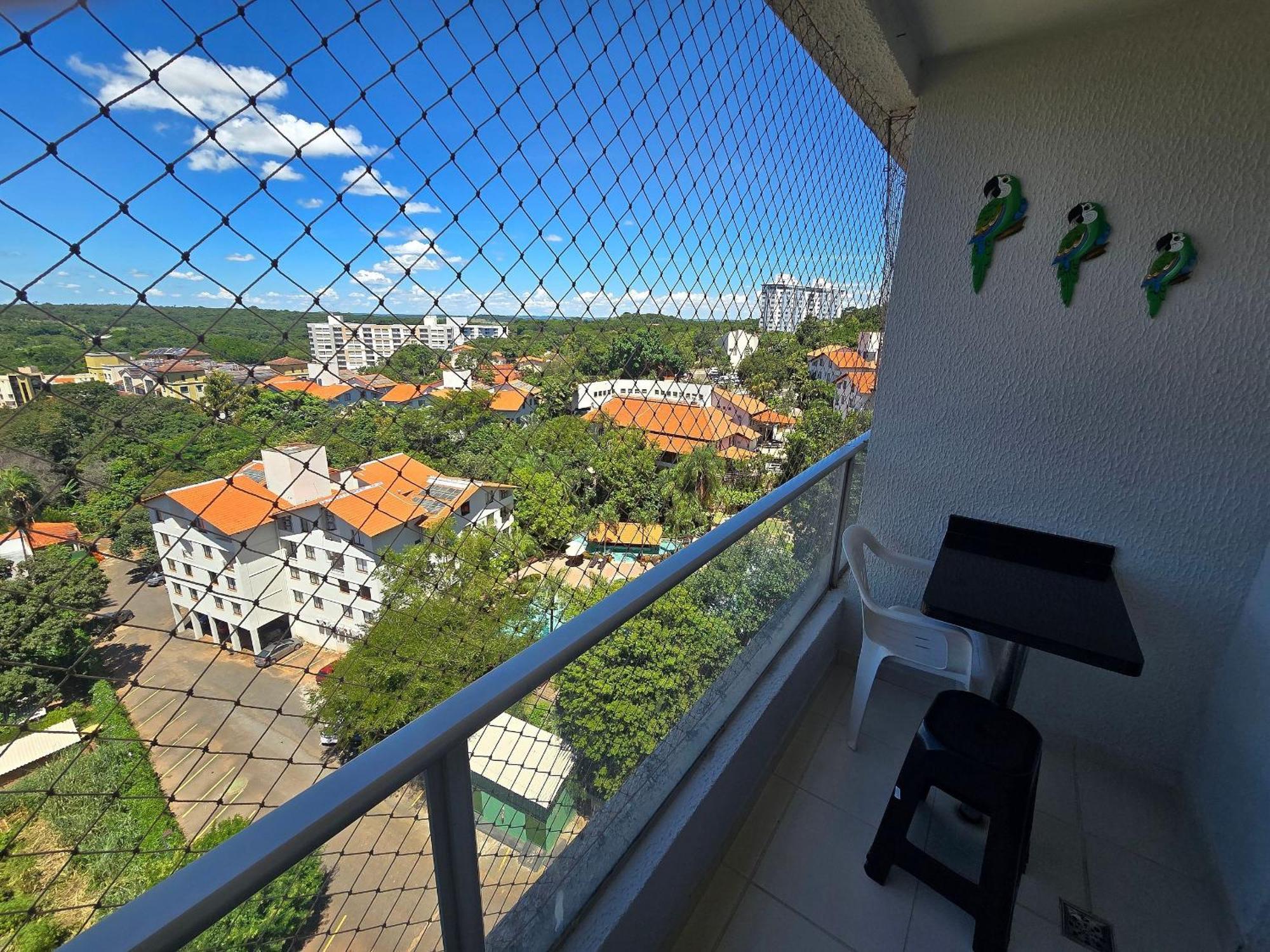 Apartamentos Em Rio Quente Com Maravilhosa Area De Lazer E Excelente Localizacao Exterior foto